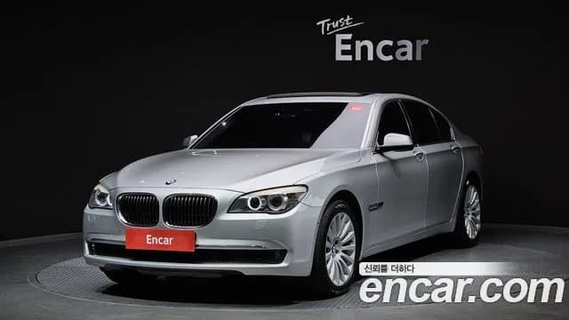 BMW 7-Series 740i