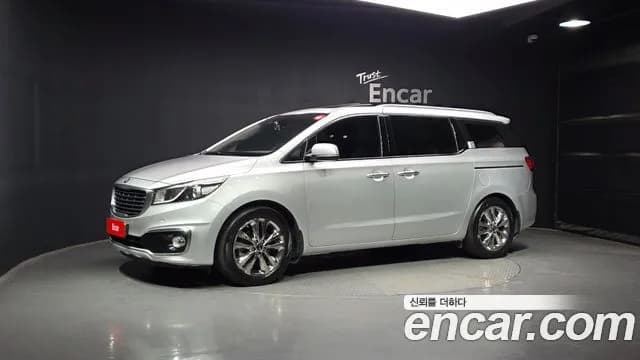 Kia Canival 9-seater Noblesse
