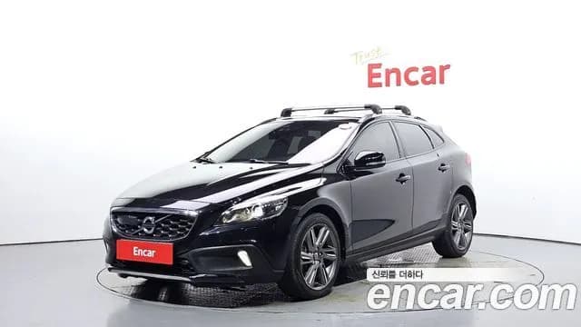 Volvo V40 D4