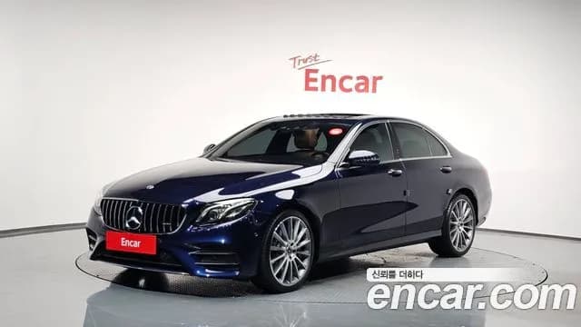 Mercedes-Benz E-Class E300 4MATIC AMG Line