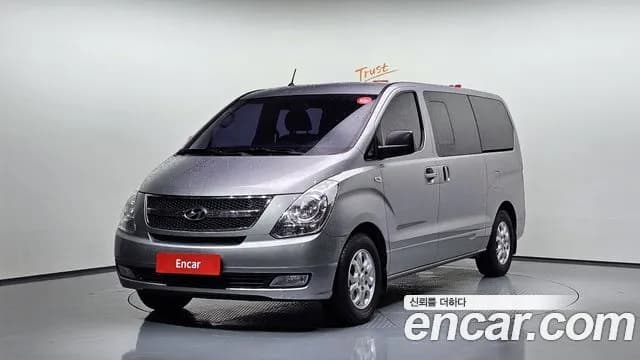 Hyundai Starex 5-Seater VAN