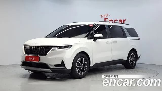 Kia Canival 9-Seater Prestige