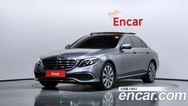 Mercedes-Benz E-Class E400 4MATIC Exclusive