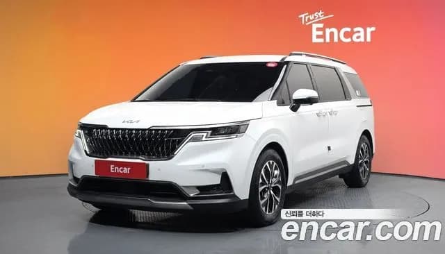 Kia Canival 9-Seater Signature