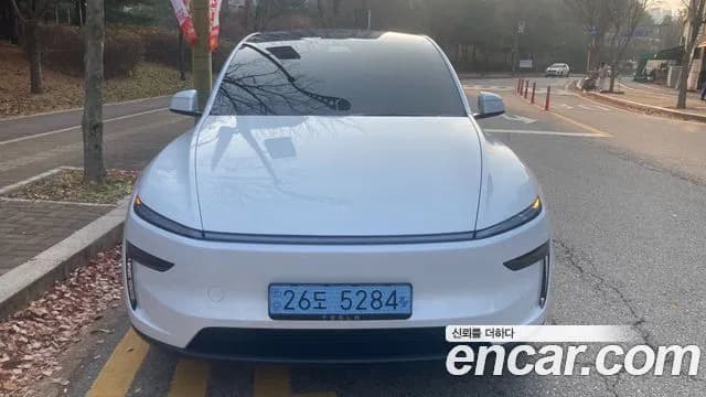 Tesla Model Y RWD