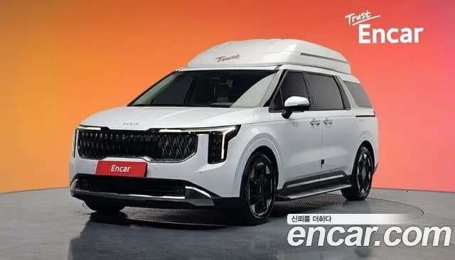 Kia Canival Gasoline 7-Seater Hi Limousine