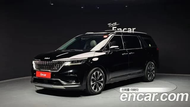 Kia Canival 9-Seater Signature