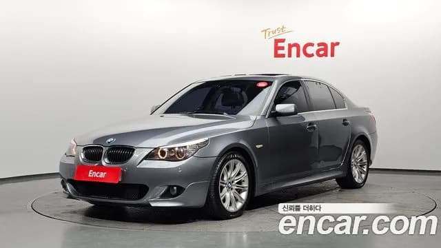 BMW 5-Series 528i Sedan SE