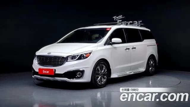 Kia Canival 9-seater Noblesse