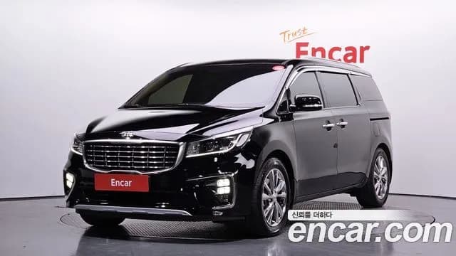 Kia Canival 9-Seater Prstige