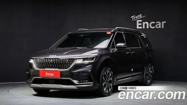 Kia Canival Gasoline 7-Seater Noblesse