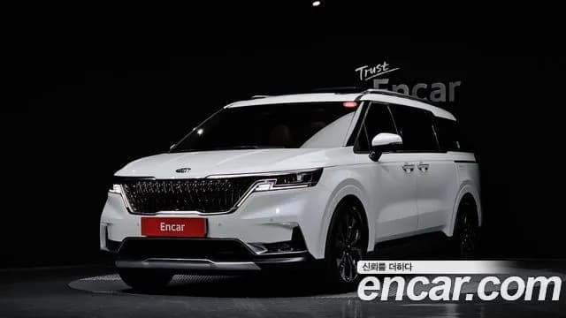 Kia Canival 9-Seater Signature