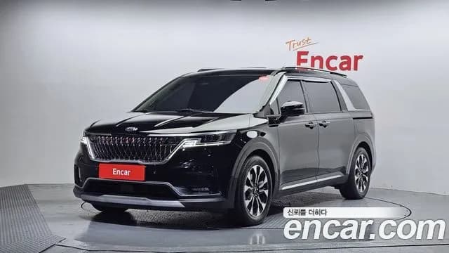 Kia Canival 9-Seater Signature