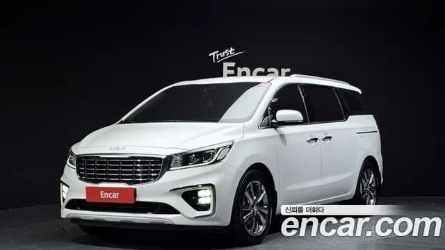 Kia Canival 9-Seater Prstige