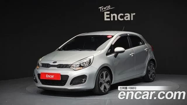 Kia pride 1.6 GDI Hatchback