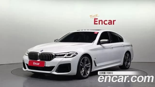 BMW 5-Series M550i xDrive
