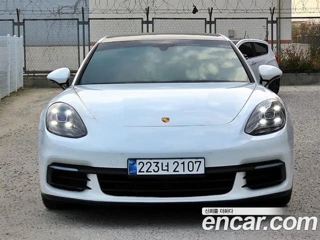 Porsche Panamera 3.0 AWD