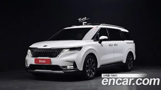 Kia Canival 9-Seater Signature
