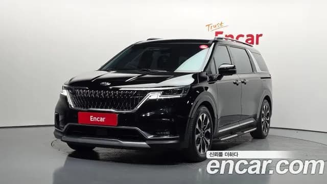 Kia Canival 9-Seater Signature