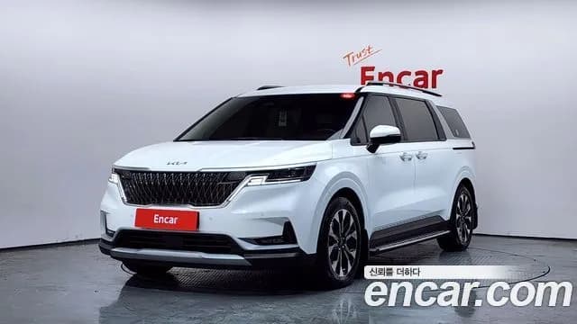 Kia Canival 9-Seater Prestige