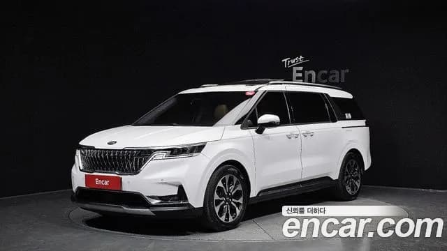 Kia Canival 9-Seater Noblesse