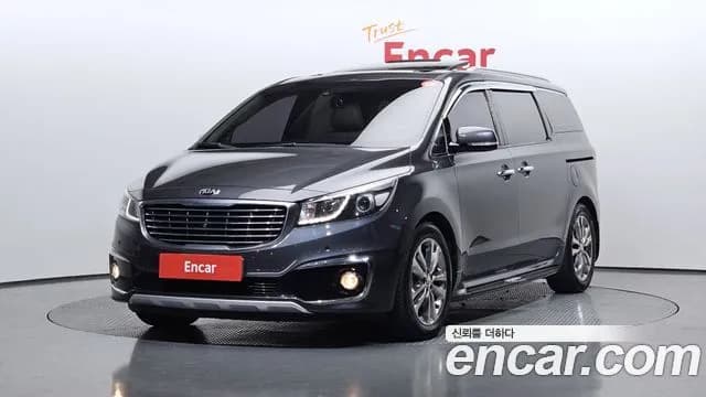 Kia Canival 9-seater Noblesse