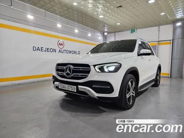 Mercedes-Benz GLE-Class GLE300d 4MATIC