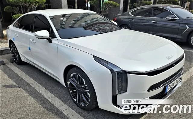Kia K8 2.5 Gasoline 2WD