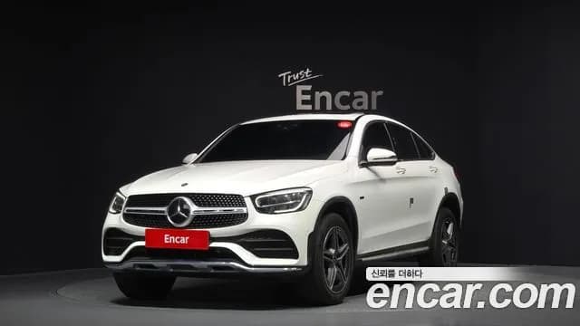 Mercedes-Benz GLC-Class GLC300e 4MATIC Coupe