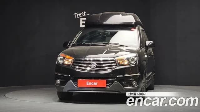 KG_Mobility_Ssangyong KORANDO 4WD Chateau 11-seater
