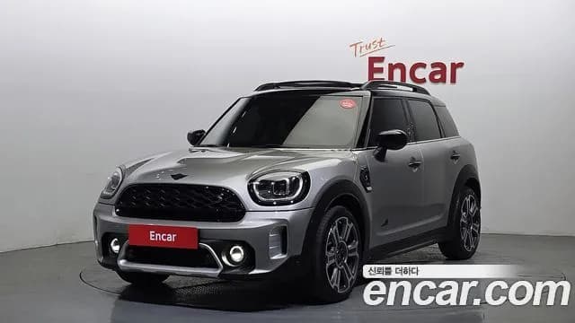 Mini Countryman ALL4 Classic Launch Pack