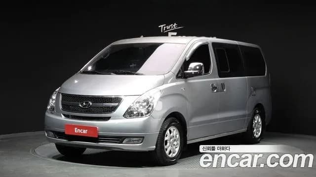 Hyundai Starex 5-Seater VAN
