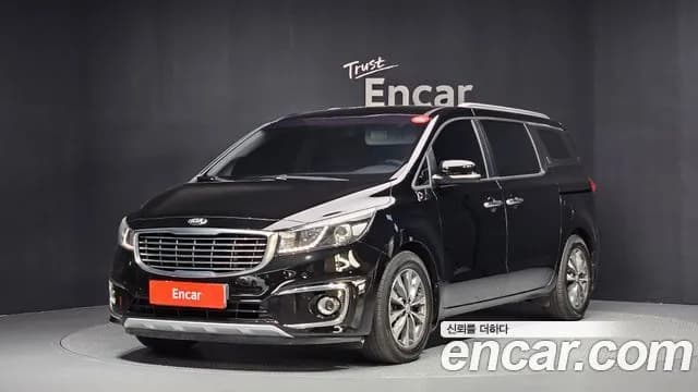 Kia Canival 9-seater Luxury
