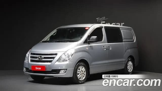 Hyundai Starex 5-Seater VAN