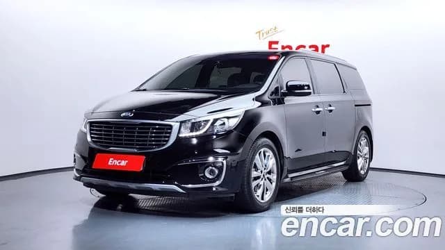 Kia Canival 9-seater Prestige