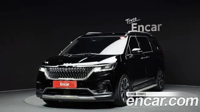 Kia Canival 9-Seater Signature