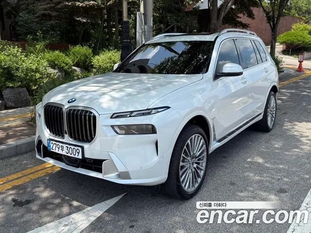 BMW X7 xDrive 40i Design Pure Excellence 6-Seater