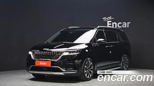 Kia Canival 9-Seater Signature