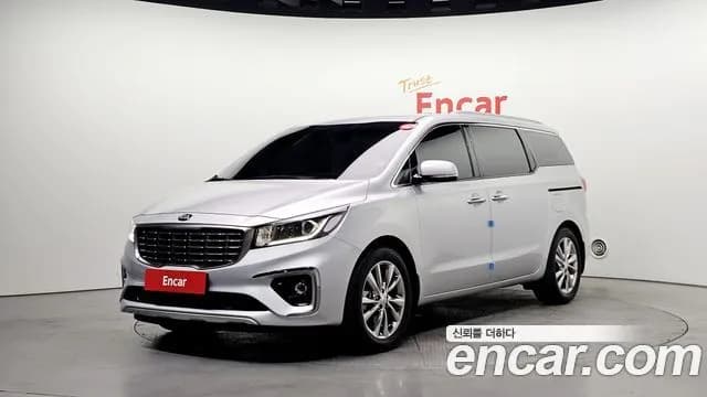 Kia Canival 9-Seater Prstige
