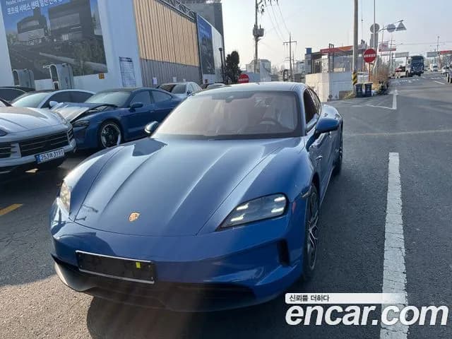 Porsche Taycan 4S