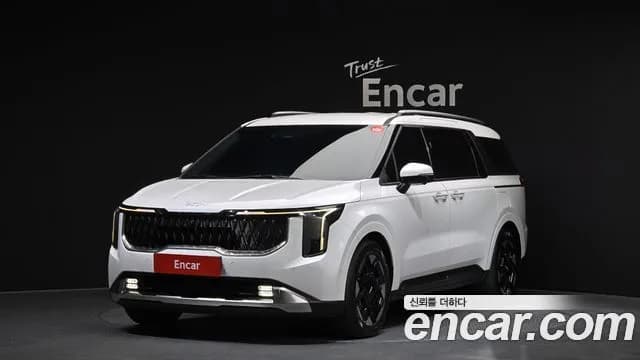 Kia Canival Gasoline 9-Seater Signature