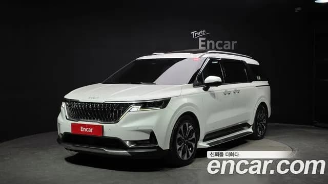 Kia Canival Gasoline 7-Seater Noblesse