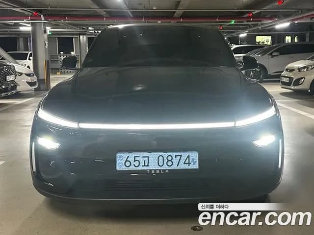 Tesla Model Y Premium RWD