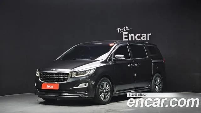 Kia Canival 11-Seater Deluxe