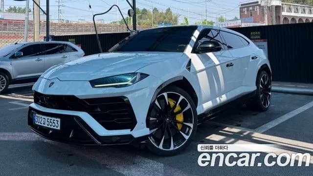 Lamborghini Urus 4.0 V8