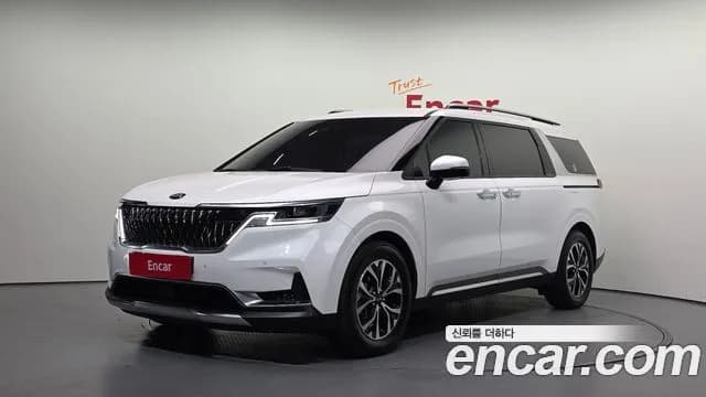 Kia Canival Gasoline 9-Seater Signature