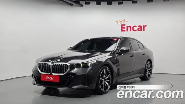 BMW 5-Series 530i xDrive M Sport