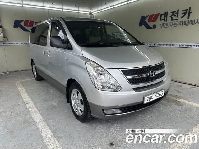 Hyundai Starex 11-Seater Wagon HVX