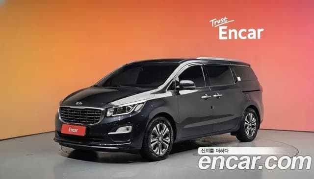 Kia Canival 11-Seater Prestige
