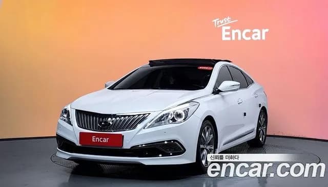 Hyundai Grandeur HG240 Modern